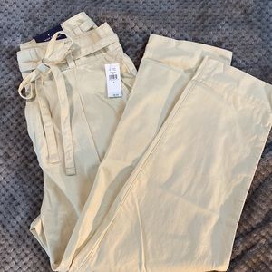 NWT GAP high rise paperbag khaki